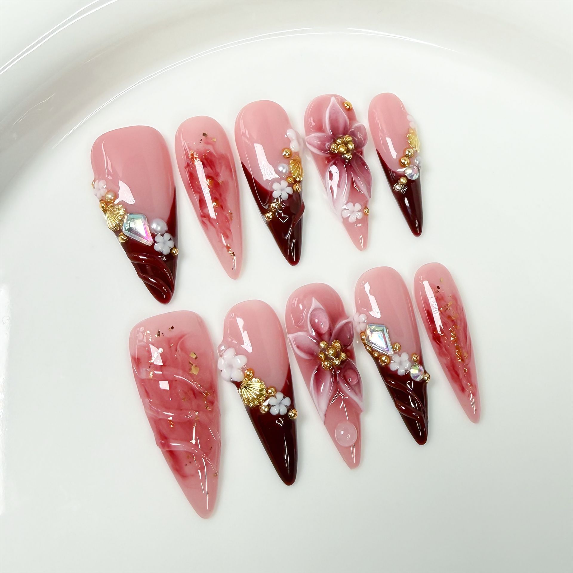 Nail Art Flower - 10개 레트로 롱 스틸레토 인조 손톱