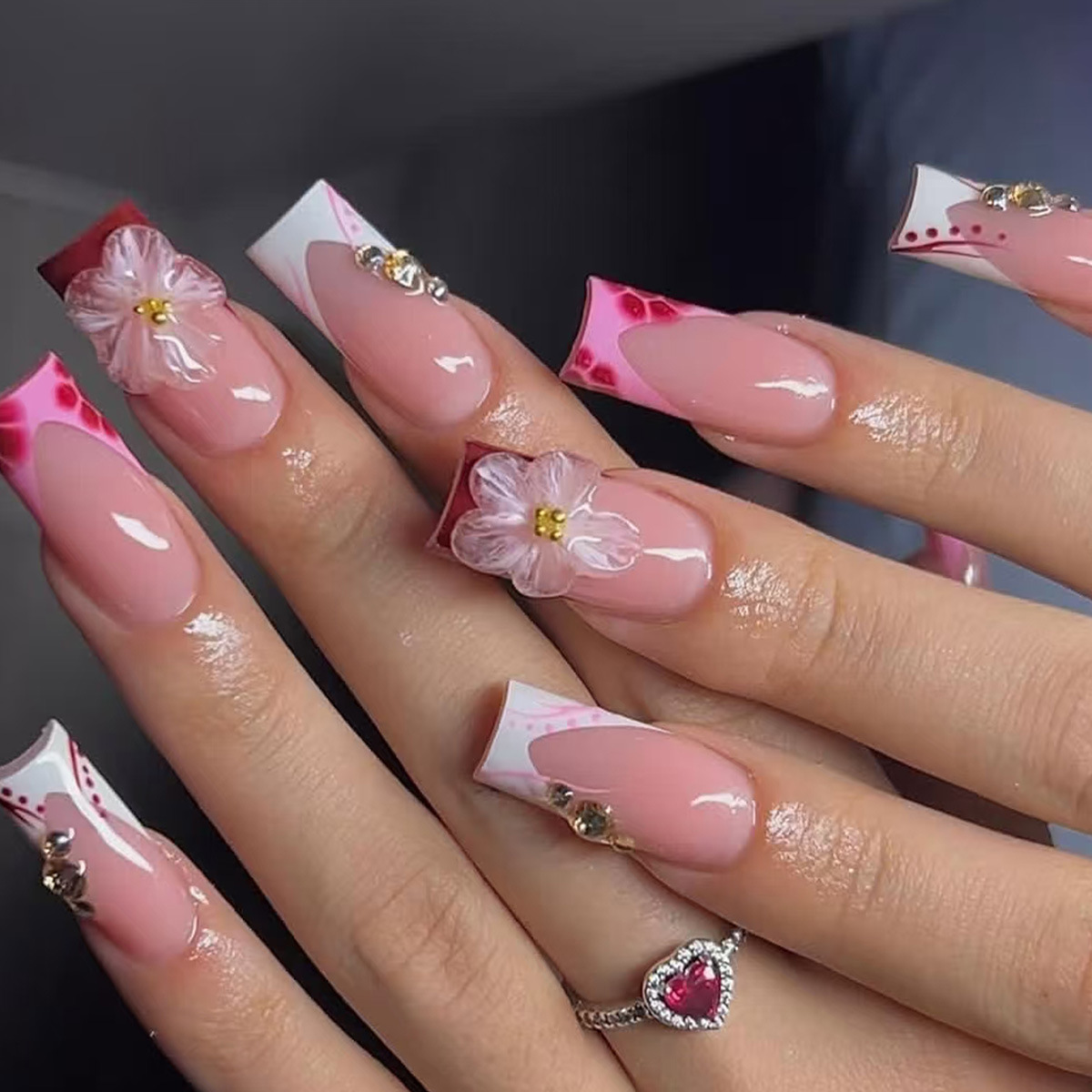 24개 웨어러블 스퀘어 프레스온 네일 여름 스윗 플라워 - Nail Art Flower 리뷰 및 가격